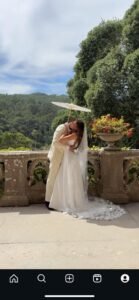 Customer photo from an Etsy review for Elegant 300 cm Veil with 3D Flower Train